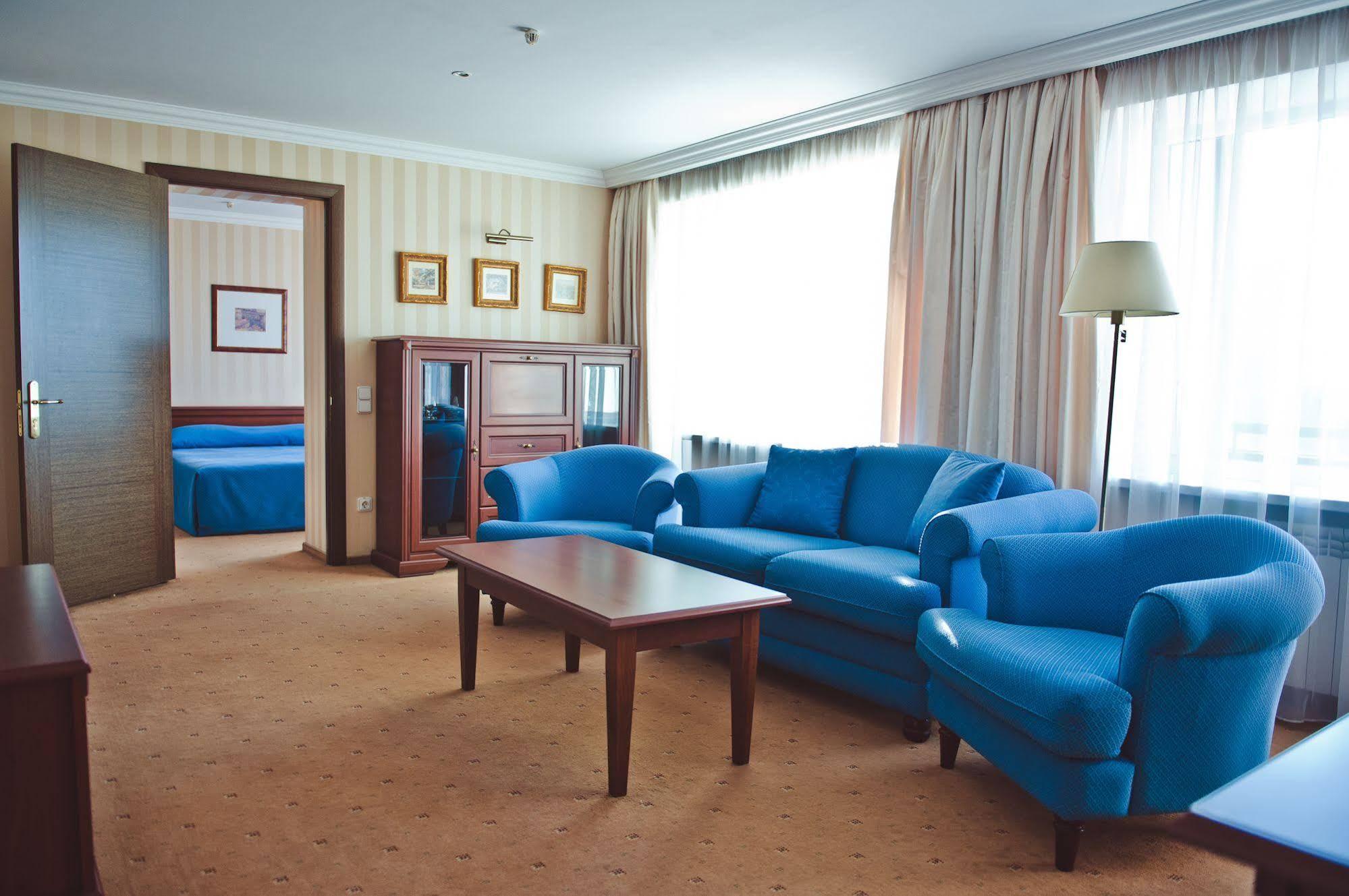 Intourist Hotel Zaporizhia Zewnętrze zdjęcie