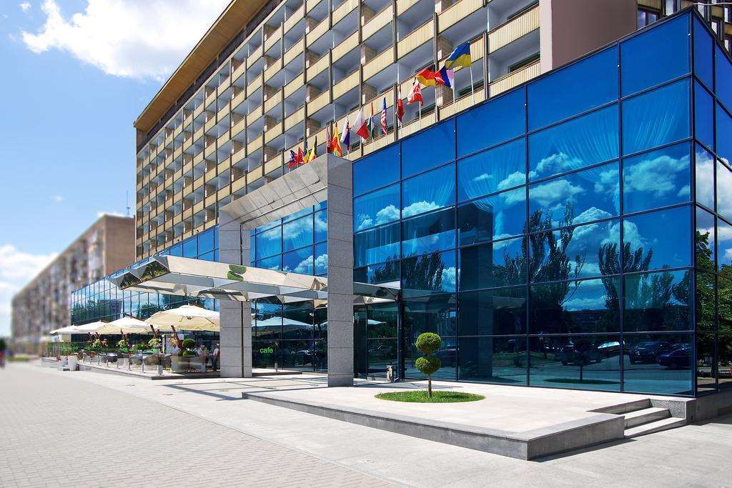 Intourist Hotel Zaporizhia Zewnętrze zdjęcie
