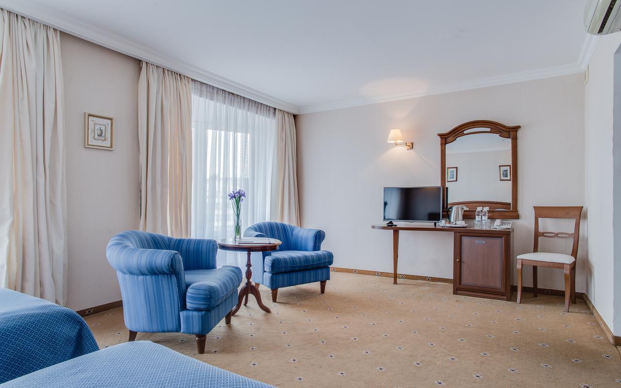Intourist Hotel Zaporizhia Zewnętrze zdjęcie