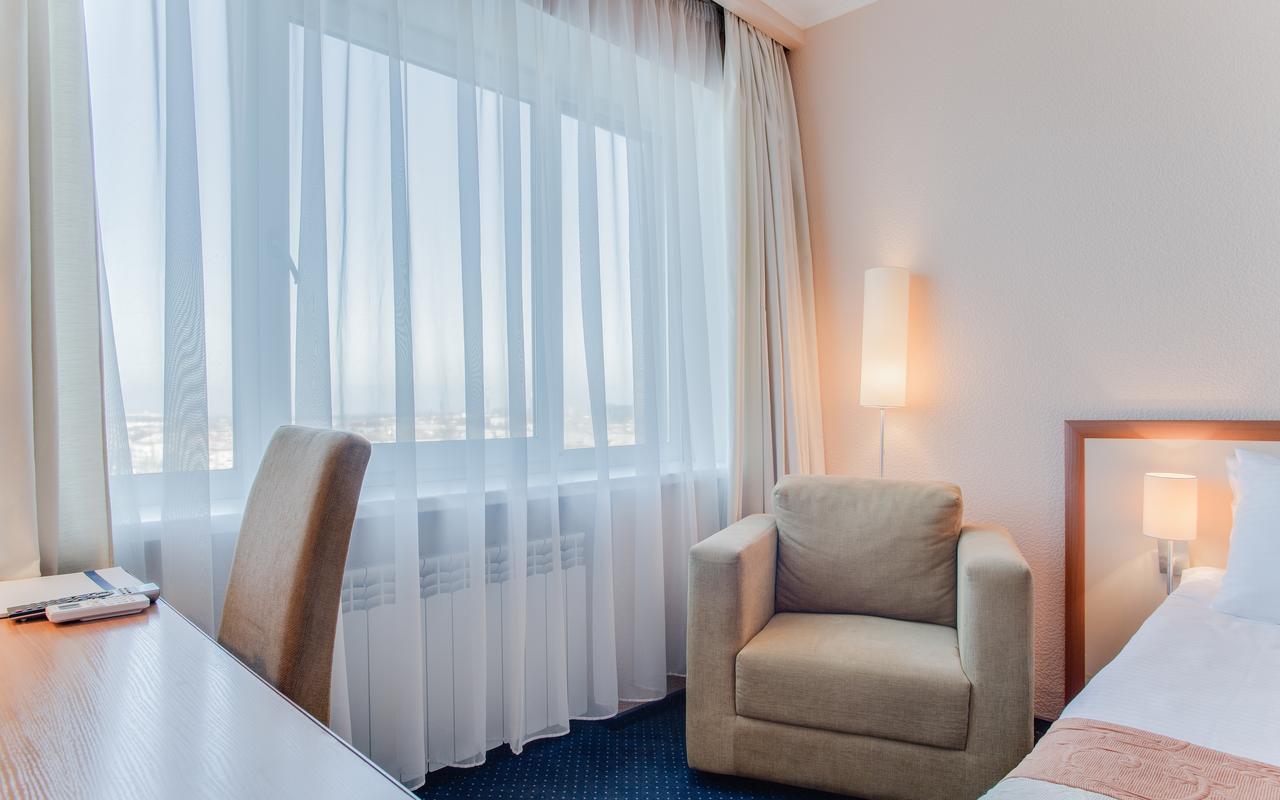 Intourist Hotel Zaporizhia Zewnętrze zdjęcie