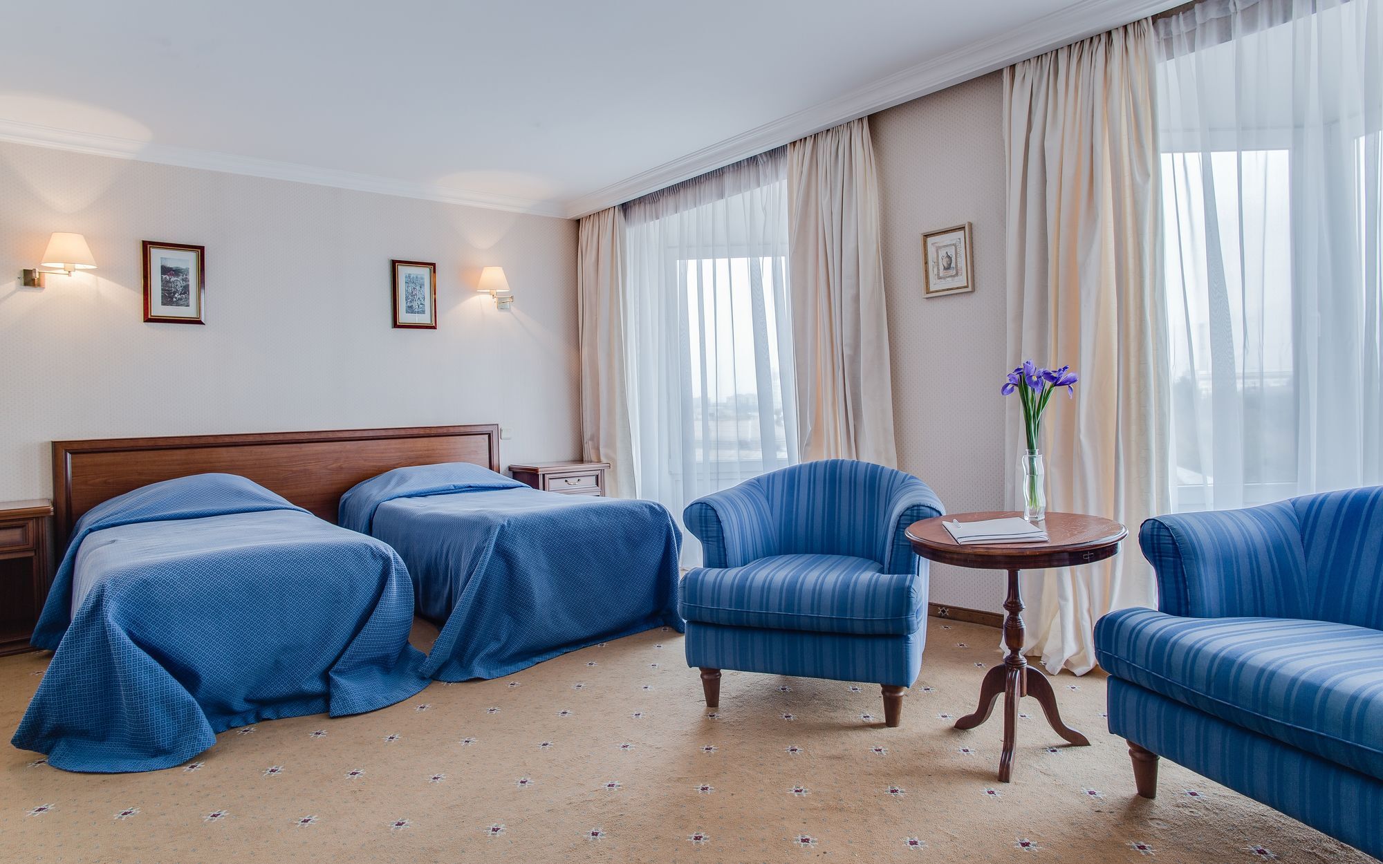 Intourist Hotel Zaporizhia Zewnętrze zdjęcie