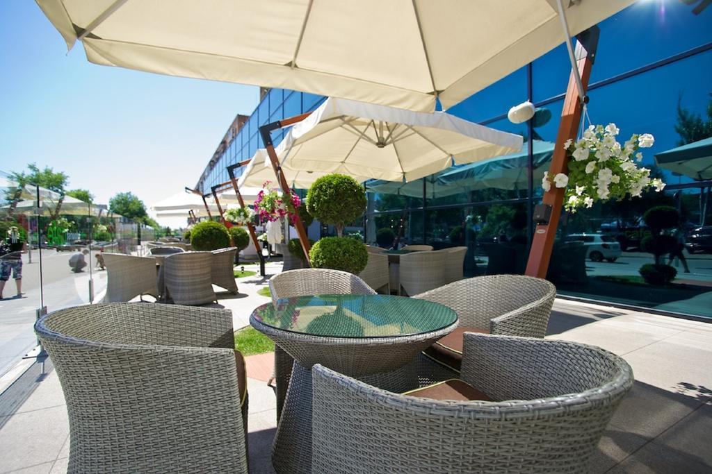 Intourist Hotel Zaporizhia Zewnętrze zdjęcie