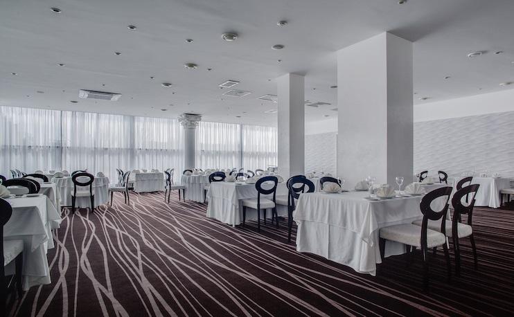 Intourist Hotel Zaporizhia Zewnętrze zdjęcie